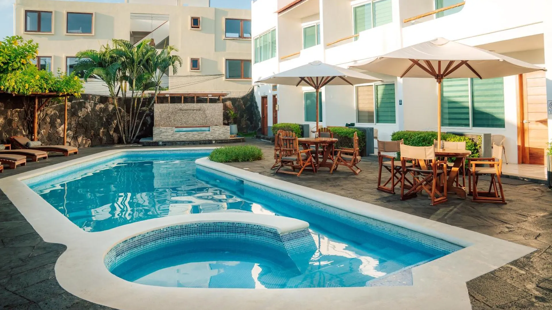 Hotel Ninfa Puerto Ayora