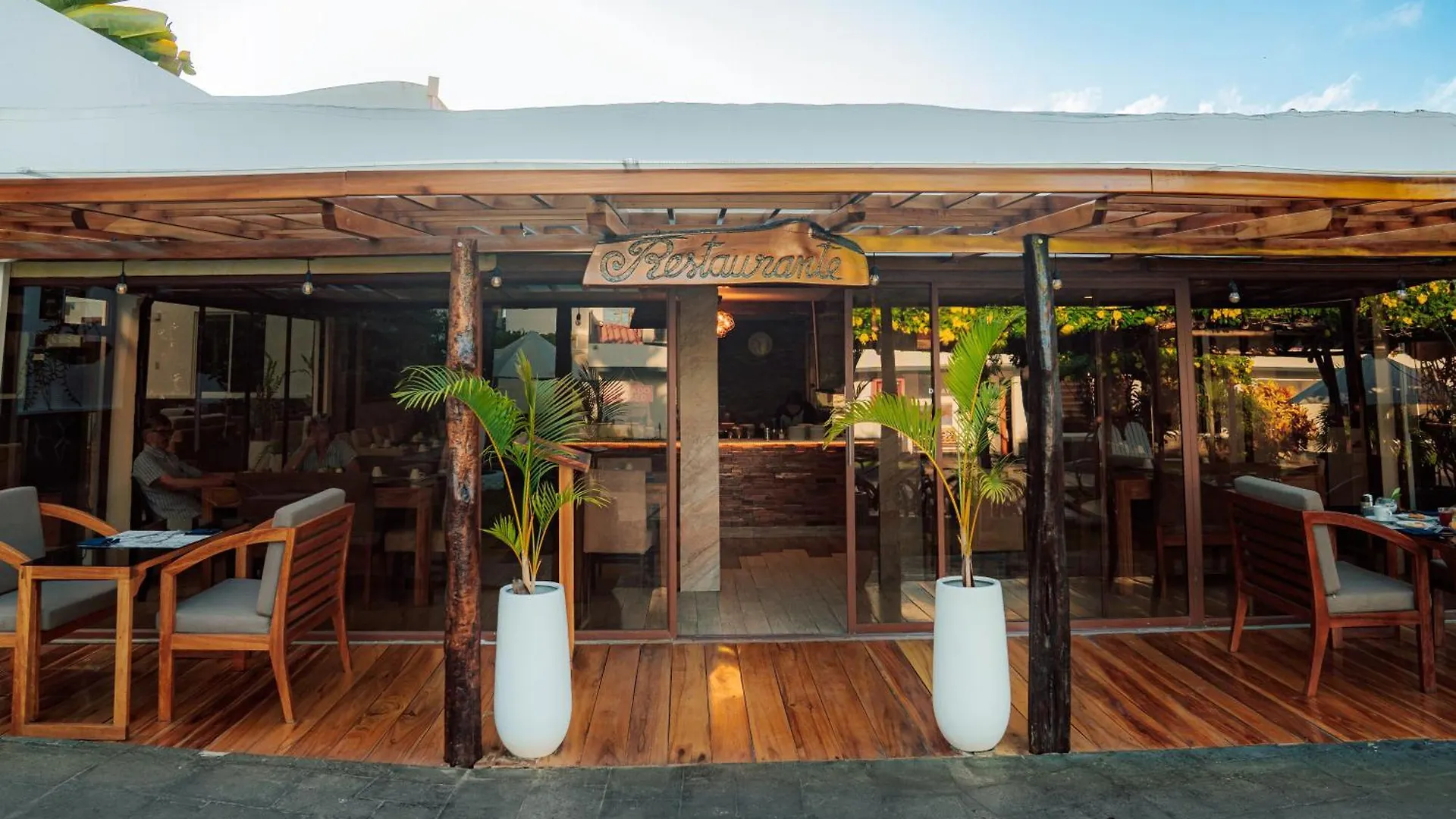 Hotel Ninfa Puerto Ayora