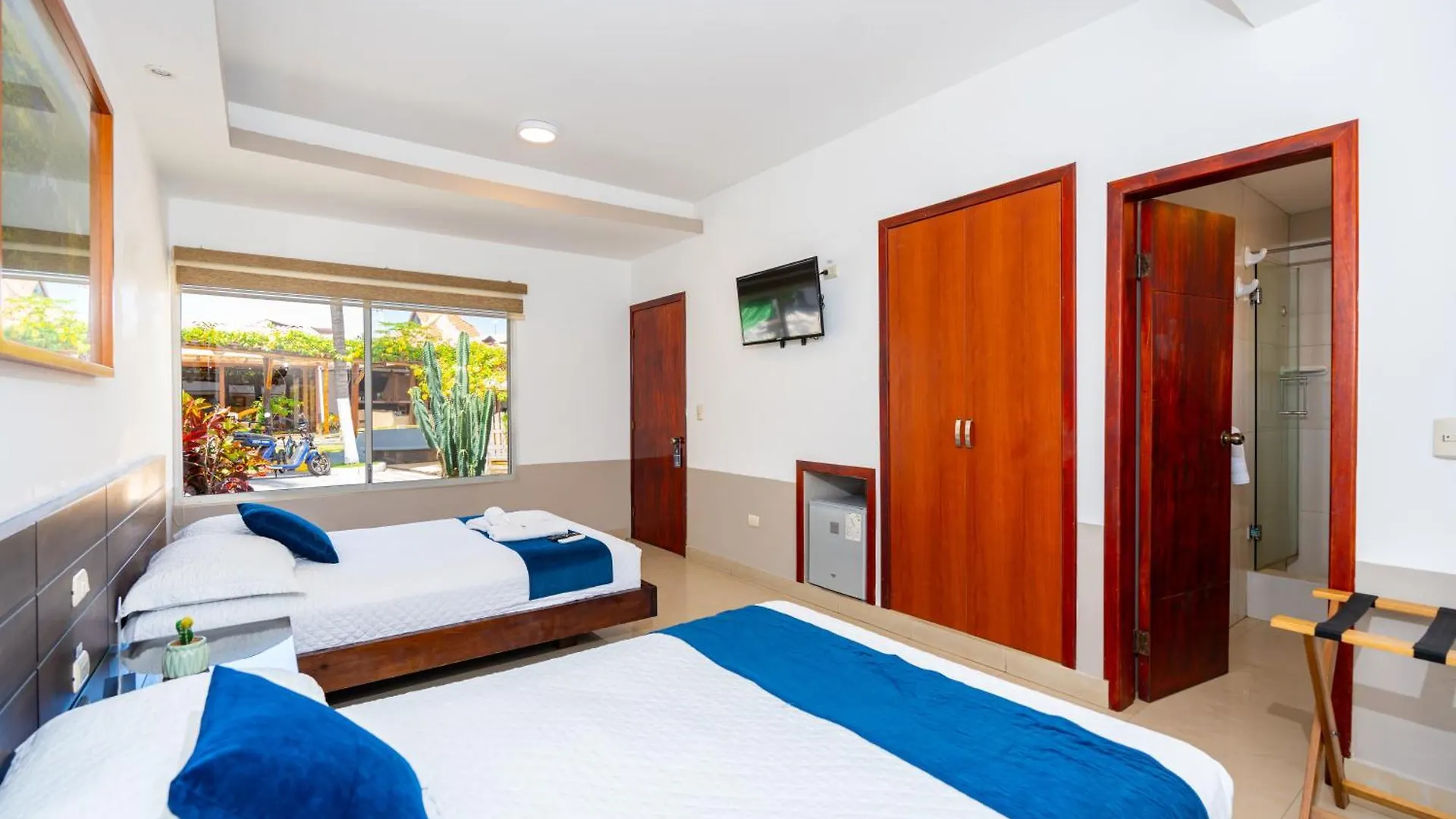 Hotel Ninfa Puerto Ayora   Puerto Ayora (Galapagos Islands)